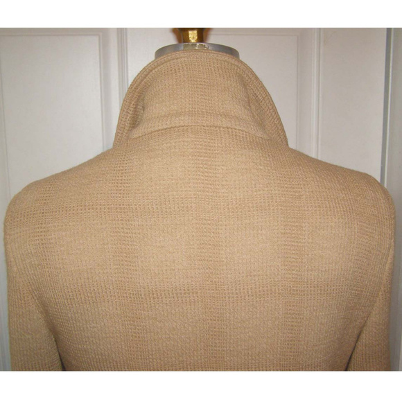 Gorgeous Armani knit blazer/jacket size 10/44 - Picture 7 of 8